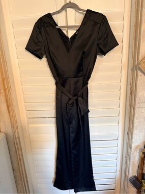 Prologue Black Satin V-Neck Belted Wide Leg Jumpsuit Women's Size 4